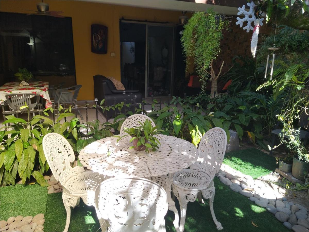 Hotel Antiguo Antiguo Cuscatlán Dış mekan fotoğraf