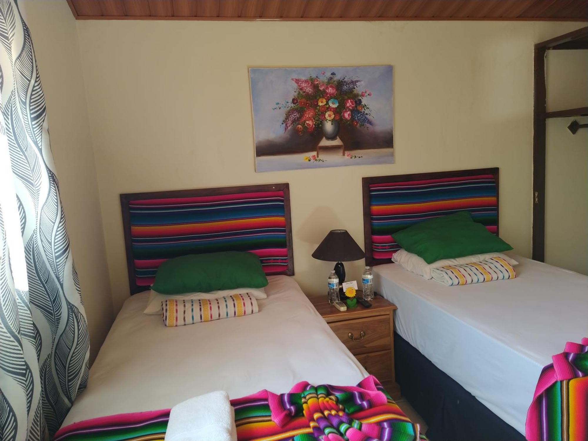 Hotel Antiguo Antiguo Cuscatlán Oda fotoğraf