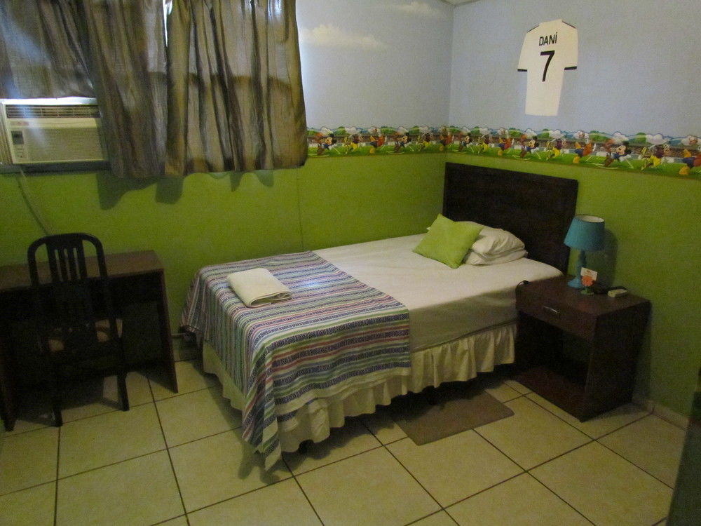 Hotel Antiguo Antiguo Cuscatlán Dış mekan fotoğraf